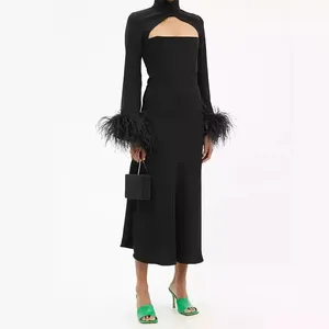 Fashion Terbaru Wanita Tinggi Crossover Leher Bodycon Gaun Pesta Malam Bulu Burung Unta Gaun Maxi Hitam 2022