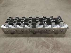 Soporte <span class=keywords><strong>de</strong></span> exhibición <span class=keywords><strong>de</strong></span> 1.2 pulgadas para 32 disparos <span class=keywords><strong>de</strong></span> fuegos artificiales <span class=keywords><strong>de</strong></span> hierro, para minas <span class=keywords><strong>de</strong></span> un solo disparo y exhibiciones <span class=keywords><strong>de</strong></span> fuegos artificiales - Product Image 2