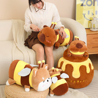 Poupée abeille en peluche Capybara poupée Shiba Inu mignon pot de miel Rag Doll fille