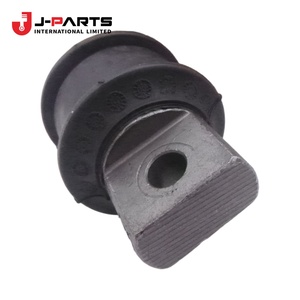 บูช, ชุดนำทางสำหรับ Toyota Hilux LN106 ปี 1988-1997 อะไหล่แท้หมายเลข 22348-64400 2234864400 - Product Image 2