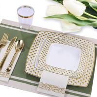 Service de vaisselle jetable carré doré pour 25 invités, comprenant assiettes, gobelets, serviettes et couverts, pour événements de mariage