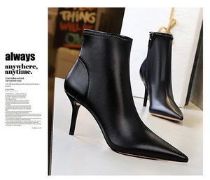 Chaussures pour femmes tendance, talons aiguilles de 8 cm, pointus, sexy, courts, noirs, talons hauts, bottines pour femmes - Product Image 4