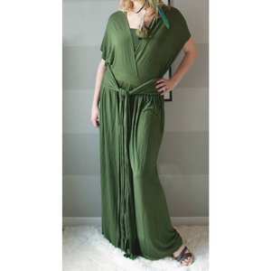 Hermoso Vestido de Maternidad de Algodón Bambú Verde, Cuello en V, Sin Mangas, con Cinturón Decorativo, Largo hasta la Rodilla, Ecológico, con Estampado Floral - Product Image 4
