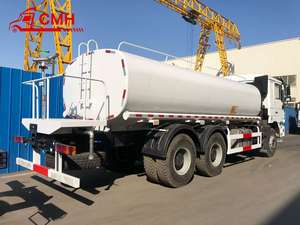 รถบรรทุก Shacman F3000 6x4 ยูโร 2 เกียร์ธรรมดา เครื่องยนต์ดีเซล บรรทุกถังน้ำ สำหรับใช้ในการฉีดน้ำและขนส่ง - Product Image 3