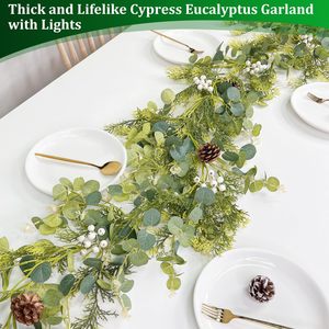 Guirnalda Navideña Artificial Fácil de Obtener, 1.8M, con Hojas de Eucalipto, Piñas y Luces para Decoración Festiva - Product Image 4