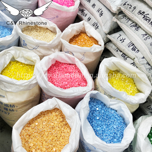 Kit de perles ABS de couleurs variées CY, boîte DIY, accessoires de décoration pour ongles, demi-perles rondes plates en plastique - Product Image 4
