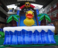 Toboggan gonflable commercial extérieur canard toboggan gonflable château gonflable sautant toboggans aquatiques avec piscine