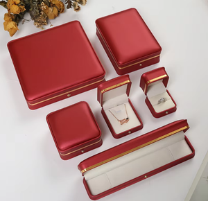 Boîte à bijoux de luxe en cuir PU noir avec garniture dorée, fermoir métallique, pour collier, bracelet, coffret cadeau, emballage personnalisé pour bijoux avec logo - Product Image 5