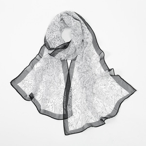 Écharpe élégante pour femme en mousseline imprimé léopard, longue écharpe classique en soie légère, motif floral <span class=keywords><strong>rose</strong></span>, protection solaire - Product Image 4