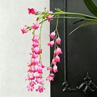 Fleurs artificielles suspendues en soie, type lys, pour décoration murale florale de salle de mariage