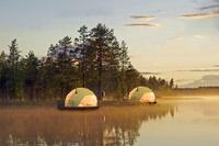 Dôme géodésique de glamping 4m/5m pour le repos avec salle de bain, lit, poêle, prix d'usine, tentes de glamping géodésiques pour l'extérieur