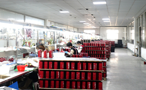 Botellas de licor de vidrio cuadradas de 750ml <span class=keywords><strong>y</strong></span> 700ml para Vodka Gin Brandy Whisky Tequila Ron <span class=keywords><strong>Mezcal</strong></span> con corcho <span class=keywords><strong>y</strong></span> tapón de rosca - Product Image 6