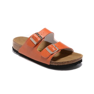 Sandalias Birkenstock <span class=keywords><strong>Arizona</strong></span> de Gamuza Ortopédicas de Horma Ancha, Venta al por Mayor Directa de Fábrica, Etiqueta Privada Personalizada, Sandalias con Plantilla de Corcho Suave - Product Image 1