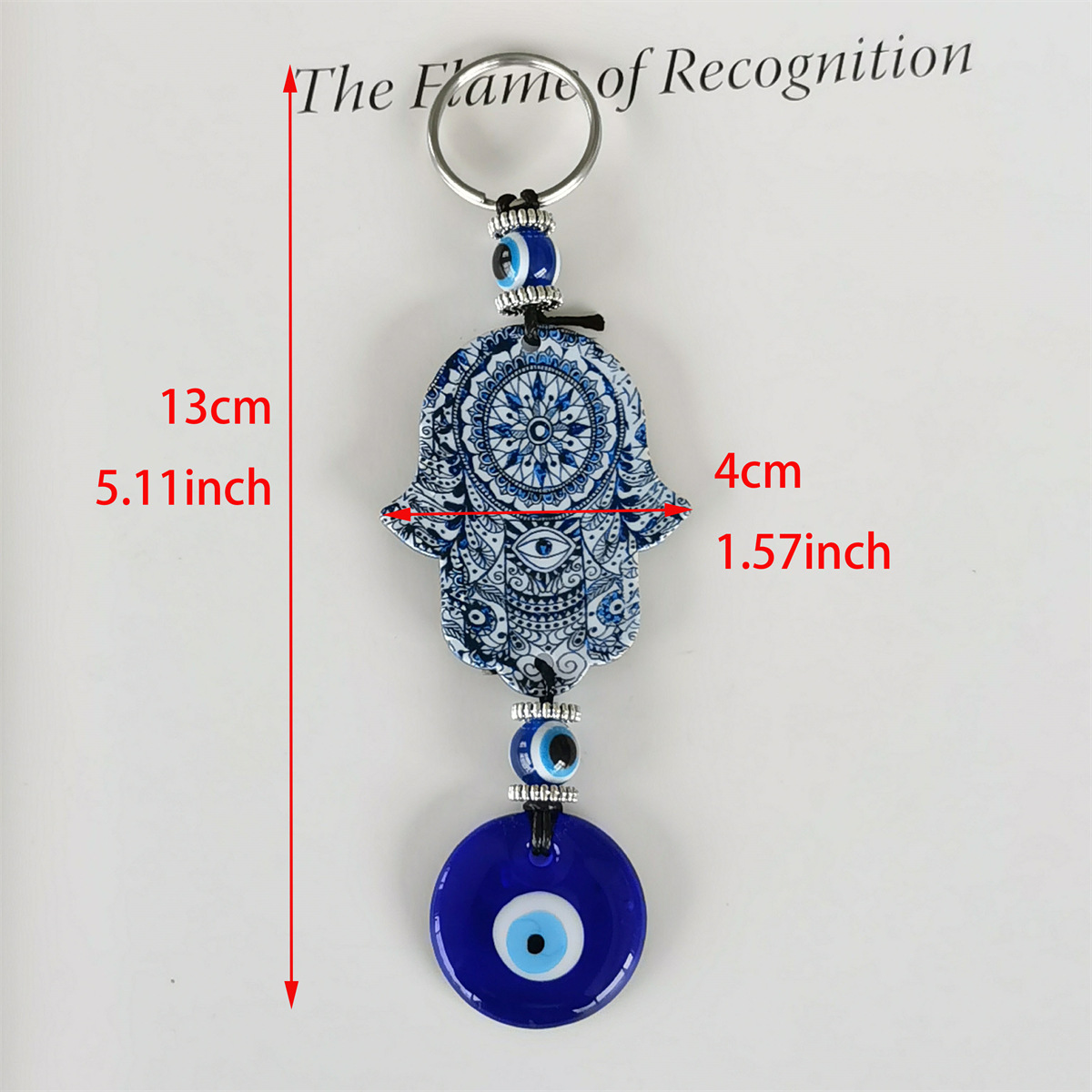 Blue eyed keychain 01