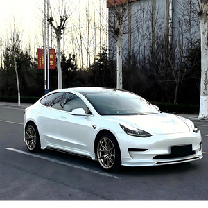ชุดแต่งกันชนหน้า/หลัง Tesla Model 3 รุ่นใหม่ สไตล์หรูหรา แบบ Bolt-On วัสดุ PP พลาสติก สำหรับอัพเกรด - Product Image 1