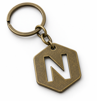 Porte-clés personnalisé en métal avec initiales hexagonales, logo sur mesure, vente en gros, cadeau souvenir, fabricant OEM ODM en gros