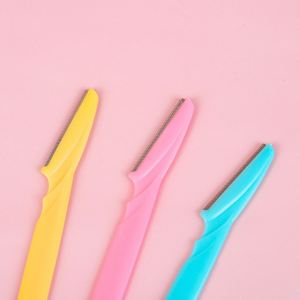 Kit de rasoir facial 3-en-1 en acier inoxydable pour la vente en gros, avec embout incliné, sûr et facile, pour la coupe des sourcils et l'épilation du visage, outil de dermaplaning - Product Image 3