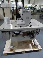 Machine à coudre industrielle informatisée à double cisaillement WD-9820 pour boutonnières et œillets, fournie directement par l'usine