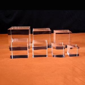 Vente en gros de cubes en verre cristal K9 vierges faits à la main de la marque Yexi pour la gravure laser 3D avec un design tendance - Product Image 4
