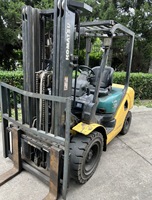 Dijual: Forklift Diesel Komatsu 3 Ton, Buatan Jepang, Bertenaga, Tahan Lama, dan Harga Terjangkau.