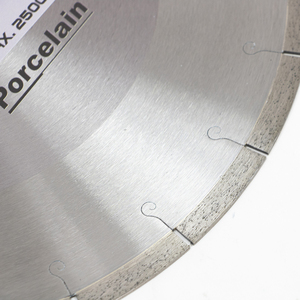 Disco Diamantato Industriale da 12 Pollici per Taglio di Porcellana/Lastra di Porcellana/Pietra Sinterizzata per Uso Efficiente e Taglio con Bordo Perfetto - Product Image 4