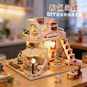 Kit Miniatura Casa sul Sottotetto Fai-da-Te, Puzzle 3D in Legno, Casa delle Bambole in Miniatura con Materiali in Legno Premium, Giocattoli Personalizzati con Luci LED - Product Image 2