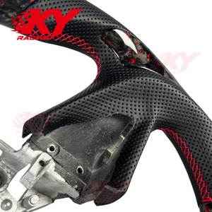 Volant personnalisé en fibre de carbone forgée avec LED RPM pour Infiniti Q50 Q50S QX50 Q50L Q60 Q60S - Product Image 3