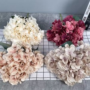 Nuevo Ramo de Flores Artificiales de Hortensia de Seda de Tacto Real para el Día de San Valentín 2024, 5 Cabezas - Product Image 3