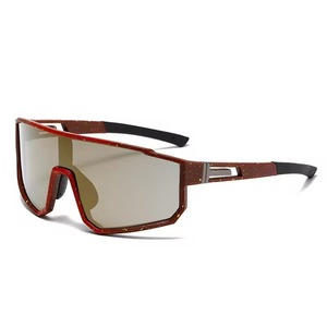 Lunettes de soleil de sport polarisées pour hommes, de qualité supérieure, avec logo personnalisé, protection UV400, pour le cyclisme en extérieur - Product Image 1