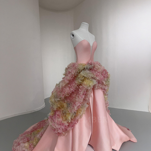Vestido de Fiesta de Noche Nt124 Couture Rosa Sirena con Flores 3D Hechas a Mano y Plumas de Satén para Mujer con Cola Watteau - Product Image 3