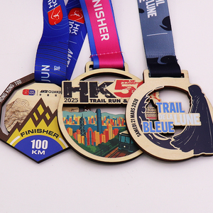 Medalla de madera personalizada con logo impreso para maratón, premio deportivo, medalla de recuerdo con diseño hueco para exhibición - Product Image 1