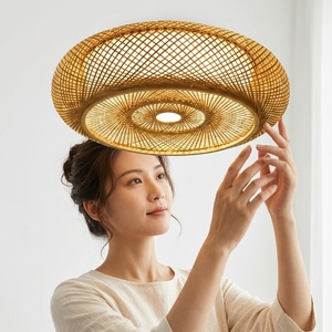 Lampe <span class=keywords><strong>de</strong></span> plafond ronde en bambou tissé minimaliste moderne, d'inspiration <span class=keywords><strong>zen</strong></span>, pour salon, restaurant - Product Image 3