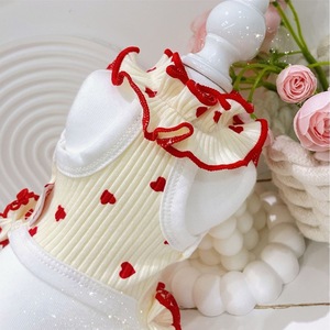 Vestido para mascotas en forma de corazón, con volantes rojos y estampado floral, para perros, gatos, malteses, Yorkshire Terriers, estilo oso de peluche, para las cuatro estaciones. - Product Image 4