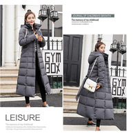 Manteaux d'hiver minces et matelassés Manteau long en duvet pour femme Col en fourrure Capuche Vêtements d'extérieur personnalisés Coton épais rembourré Vestes longues Puffer