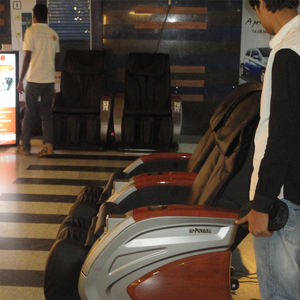 M-STAR Münzbetriebener Kommerzieller Massagestuhl mit Ganzkörpermassage - Product Image 6