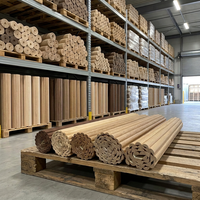 Panneaux acoustiques en lattes de bois pour décoration murale avec grilles ondulées semi-circulaires enroulables