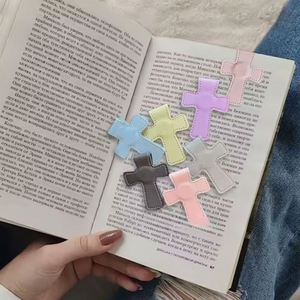Wholesale Colorful Verse Cross <b>Bookmark</b> PU Leather Bible Magnetic <b>Bookmarks</b> for Promotional Gifts - Product Image 3