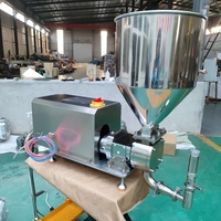 Machine semi-automatique de haute précision, facile à utiliser, contrôlée par PLC, en acier inoxydable, pour le remplissage de crème, d'huile et de miel en sachets de grande taille