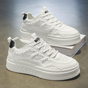 Nuevo Estilo de Verano, Otoño e Invierno, Zapatos Transpirables de PU para Hombre. Zapatillas Deportivas y Casuales de Moda con Suela Gruesa y Estilo Slip-On - Product Image 2