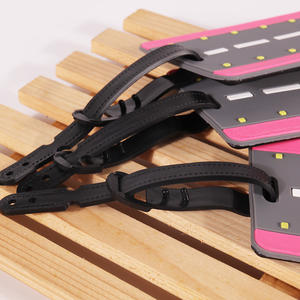 Tag nama koper perjalanan tag bagasi PVC silikon logo kustom dengan logo bandara merah muda abu-abu - Product Image 4