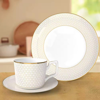 Assiettes à dîner en céramique blanche luxueuse avec impression dorée, assiettes rondes de présentation, ensemble d'assiettes en céramique