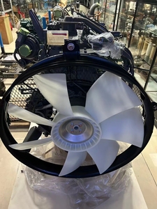 Used 4HK1 4JG2T 3.9L Turbocharged Construction Machinery Parts Excavator Diesel <b>Engine</b> <b>Assembly</b> for - Product Image 3