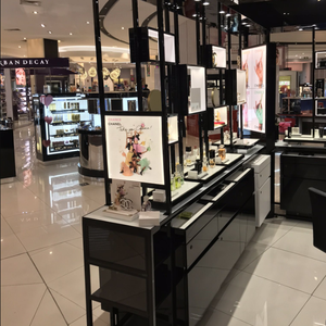 Parfum personnalisé, style noir, design vitrine, élégance inégalée, fournisseur d'usine de cosmétiques - Product Image 3