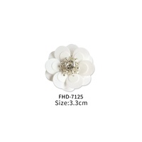 Accessoires de vêtements faits main à la main, perles et sequins, fleurs colorées, chaussures, chapeaux, emballages cadeaux, décoration maison DIY - Vente chaude