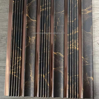 Panneau mural en grille PS facile à installer, vente en gros directe d'usine, taille 240*8mm, matériau en polystyrène pour la décoration intérieure