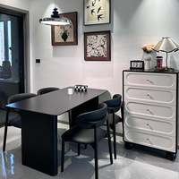 Ensemble table et chaises en dalle de pierre noire, style italien minimaliste, luxe léger, pour petit appartement, design haut de gamme, rectangulaire