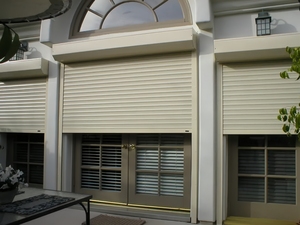 Porte à enroulement personnalisée, durable, isolée/coupe-vent/anti-vent/ombrageant/protectrice <span class=keywords><strong>solaire</strong></span>/anti-vol/résistante au vent - Product Image 4