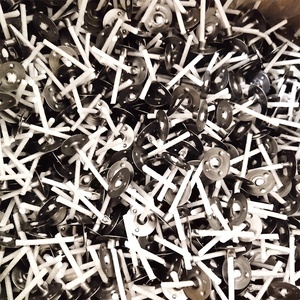 Vente en gros 2.6cm <span class=keywords><strong>bougie</strong></span> chauffe-plat <span class=keywords><strong>mèche</strong></span> en aluminium coquille coton mèches pour <span class=keywords><strong>faire</strong></span> des bougies - Product Image 3