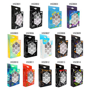 Boîte à dés carrée 7 pièces avec logo personnalisé en plastique et papier pour jeux de société RPG Donjons et Dragons - Product Image 1