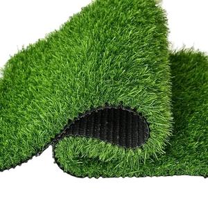 Usine chinoise extérieur synthétique vert <span class=keywords><strong>gazon</strong></span> artificiel tapis faux mur de pelouse pour jardin volley-ball artificiel <span class=keywords><strong>mauvaises</strong></span> <span class=keywords><strong>herbes</strong></span> jardin - Product Image 2